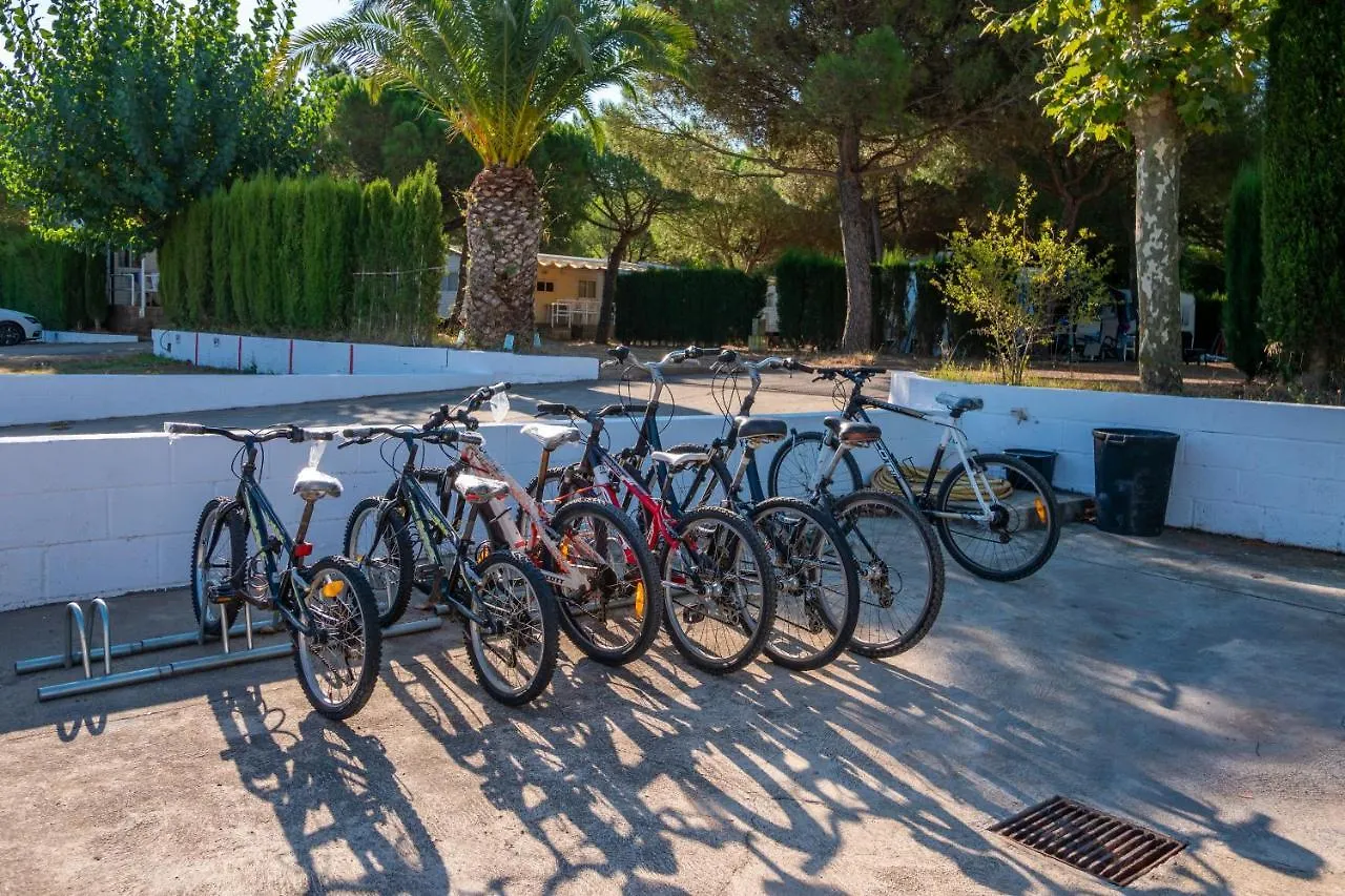Vacanceselect Mobil Homes - Camping Kim'S אתר קמפינג