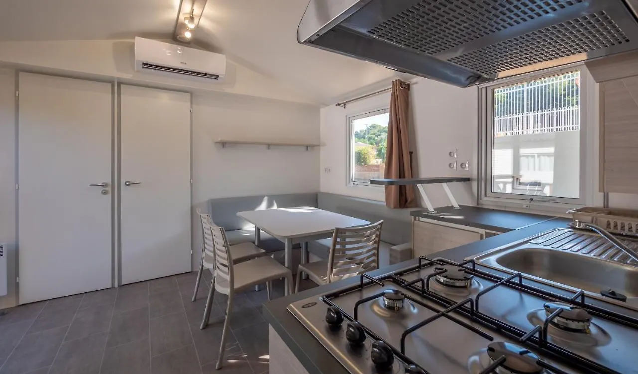 Vacanceselect Mobil Homes - Camping Kim'S 0*, Palafrugell